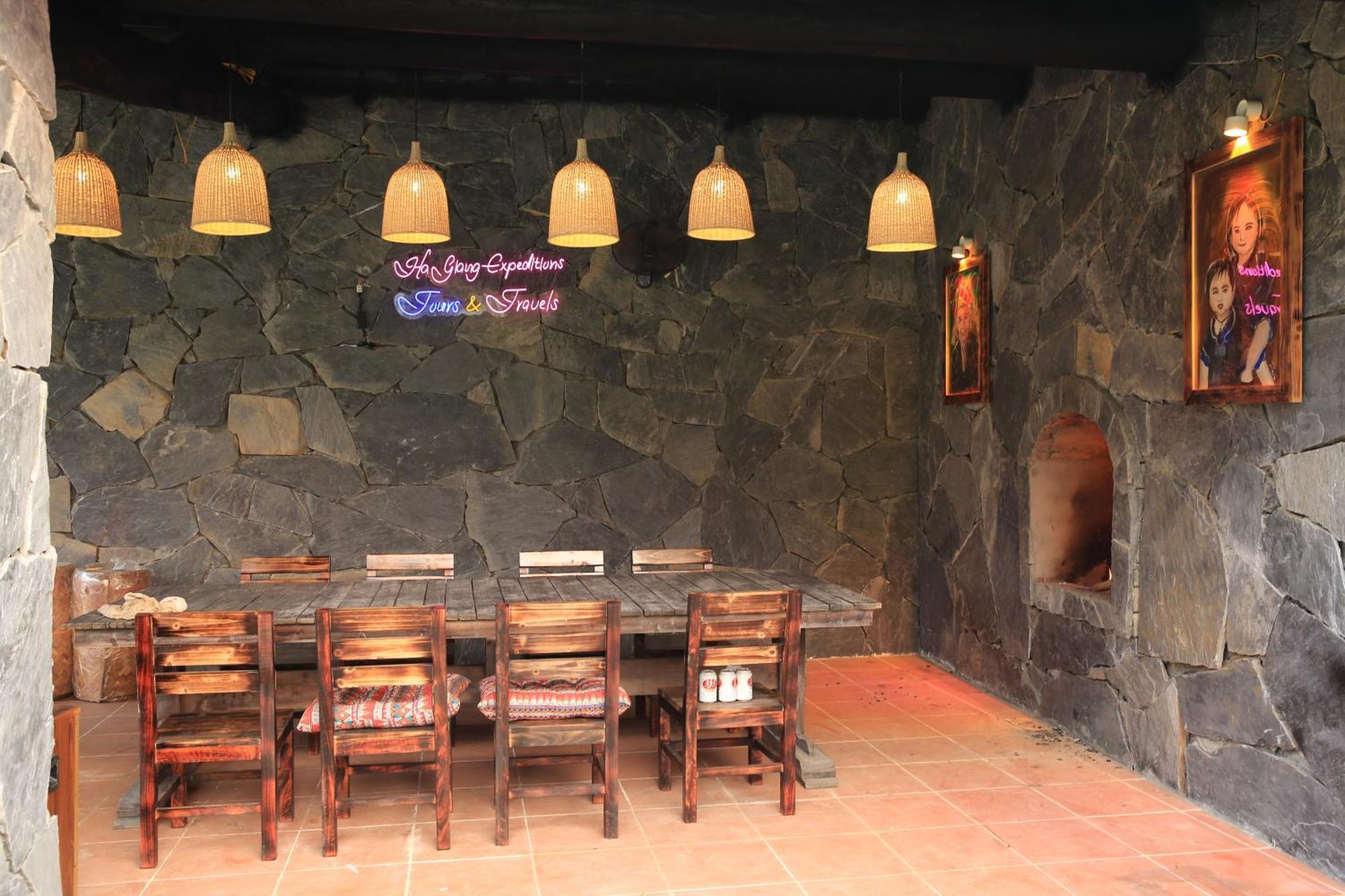 Ha Giang Eco Stone House - Tours & Rental Motorbike Eksteriør bilde