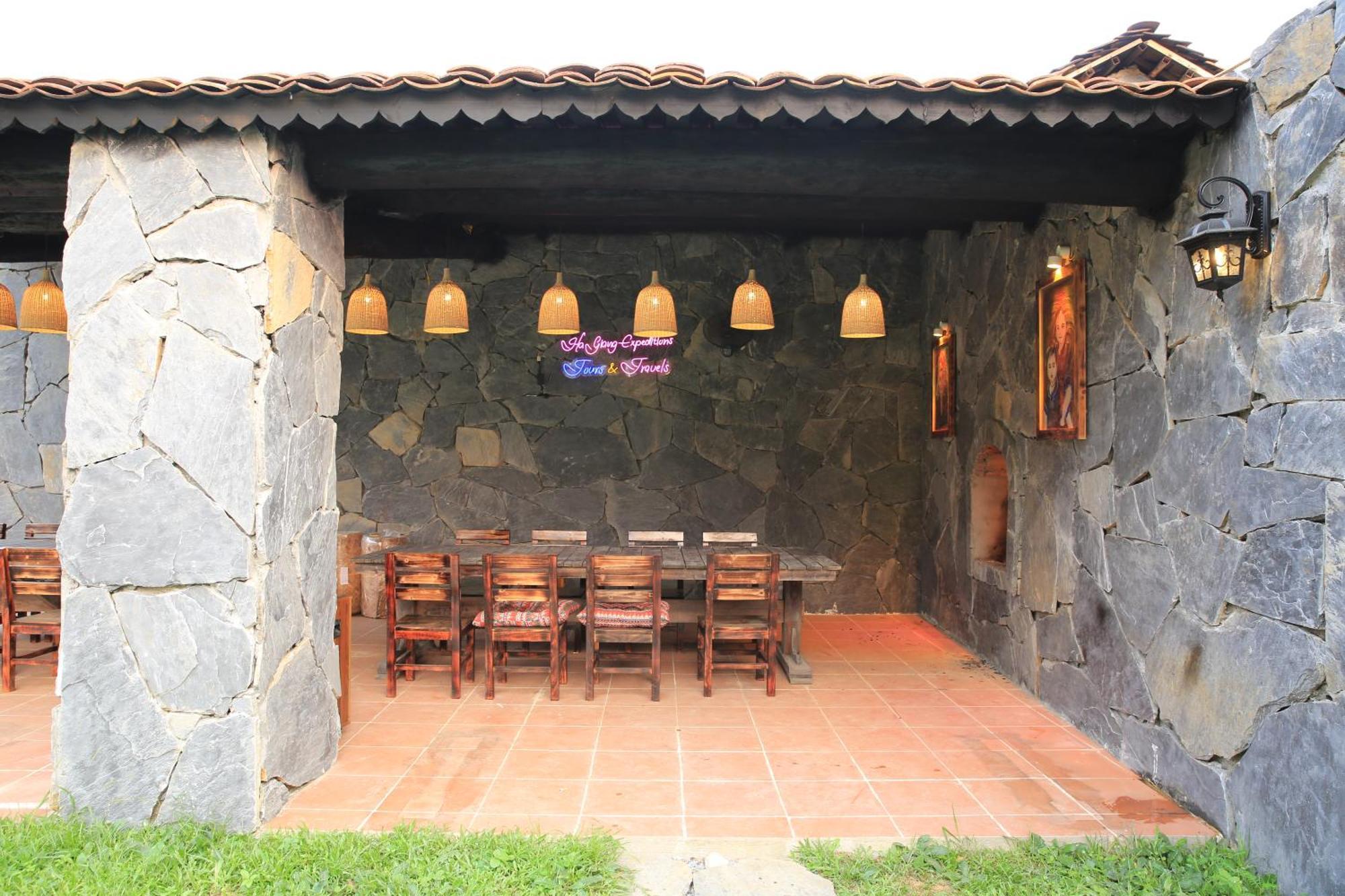 Ha Giang Eco Stone House - Tours & Rental Motorbike Eksteriør bilde